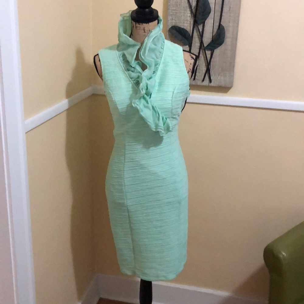 Size 2 Nue Seafoam Green Dress